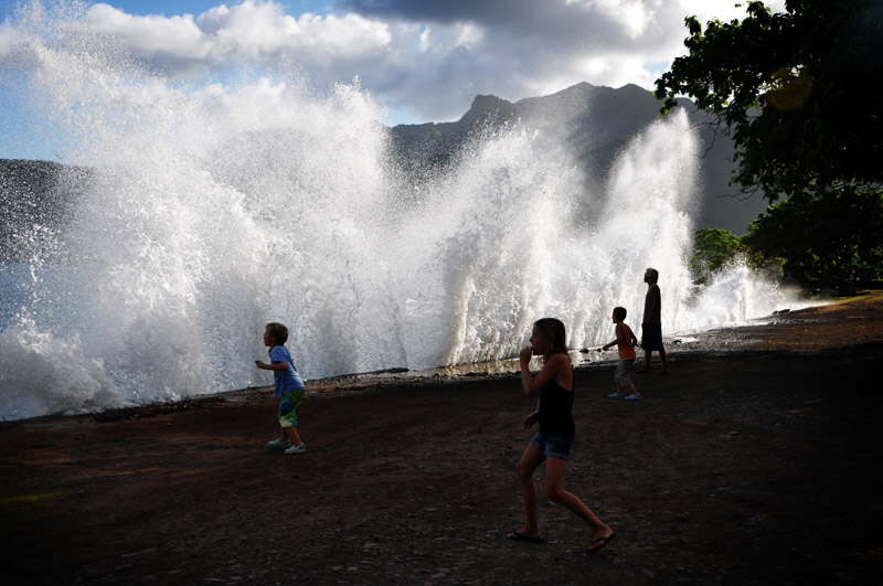 Blger brydes p Nuku Hiva.