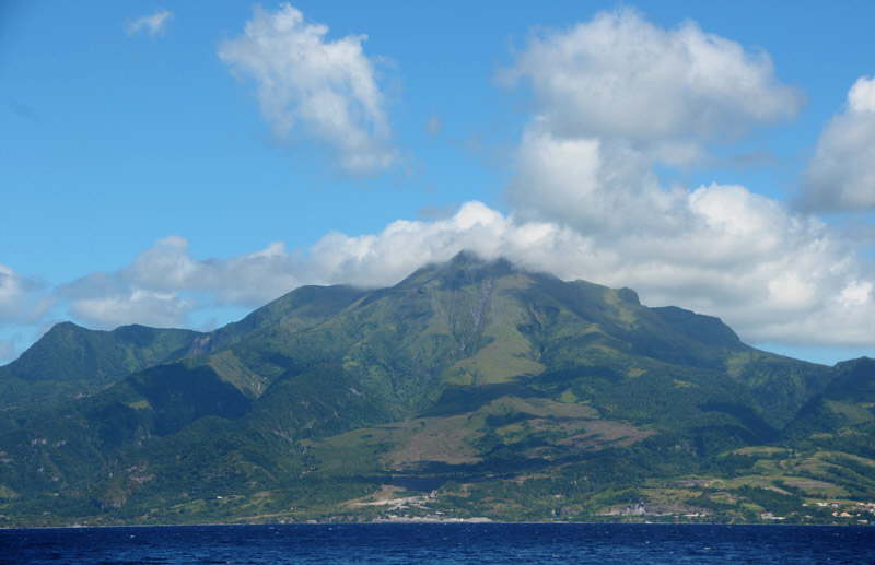 Dominica set fra vest.